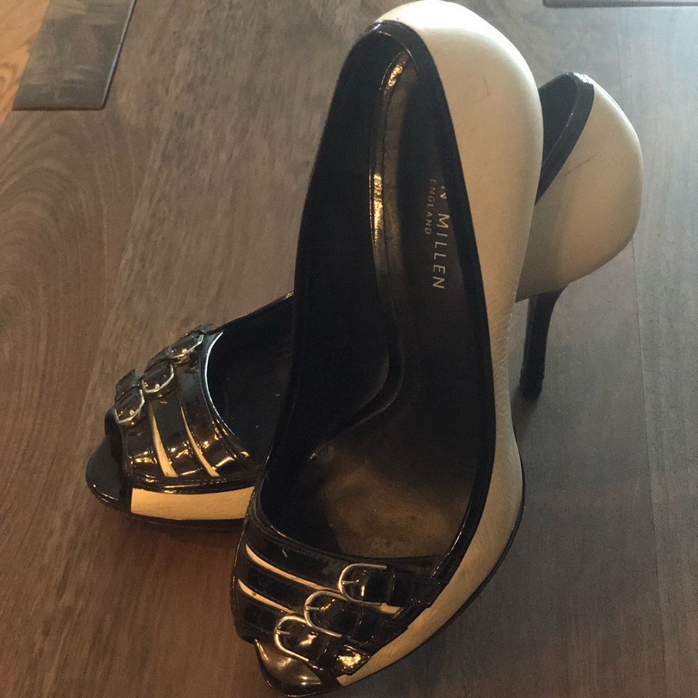 Karen Millen - London black and white